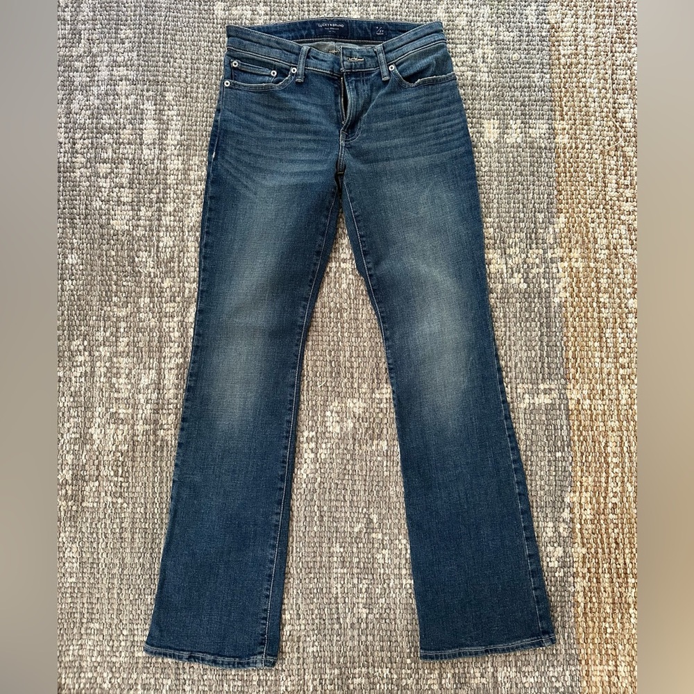 NWOT Lucky Brand Sweet Boot Jeans